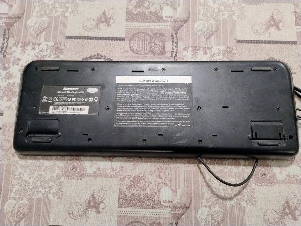 Microsoft Keyboard with USB Cable 100% working tested and original - Immagine 4 di 4