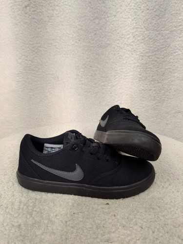 Nike SB Check Solarsoft Boy Sneakers 5 Black Fabric Lace Up Casual Comfort Shoe - Picture 12 of 19