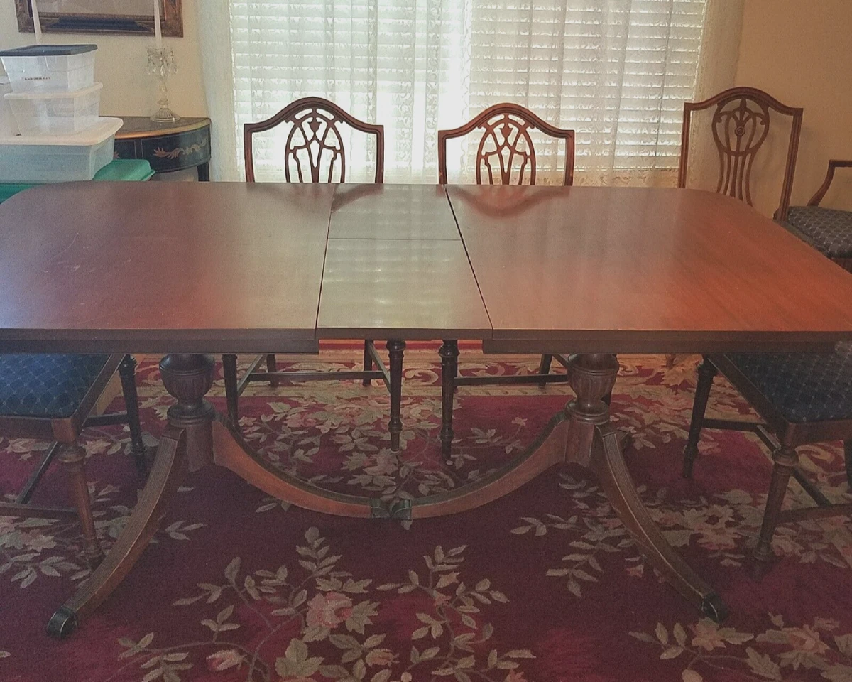 Duncan Phyfe Dining Room Table