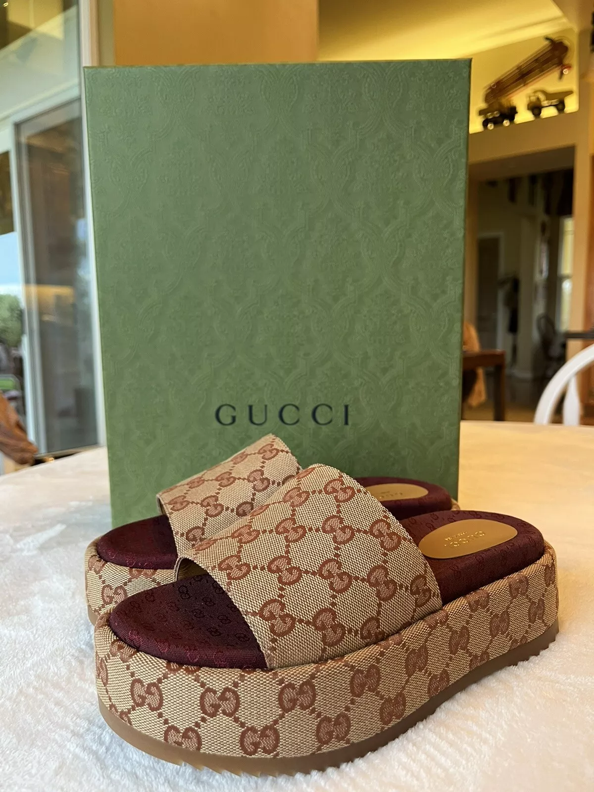 Sandale neuve plate forme Gucci toile beige rouille taille 36 1/2 Femme Neuf dans Boîte