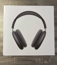 Apple AirPods Max Over-Ear Wireless USB-C Headphones Black with Smart Case