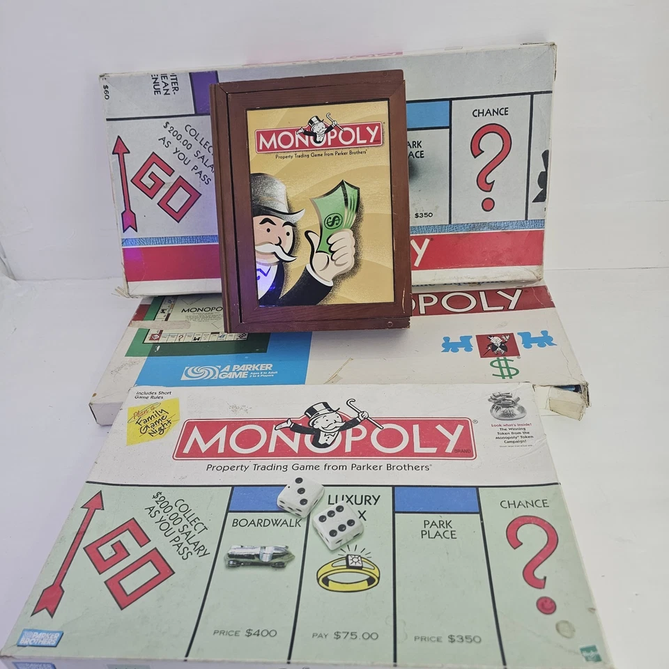Lot-Vintage Monopoly 2005 Collectors Edition, 1961, 1985, And 1999 Parker Bros - Image 2 of 4