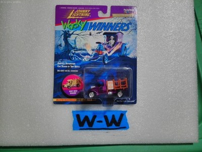 JOHNNY LIGHTNING WACKY WINNERS ROOT BEER WAGON PURPLE SERIES 4 JL 1:64 W-W