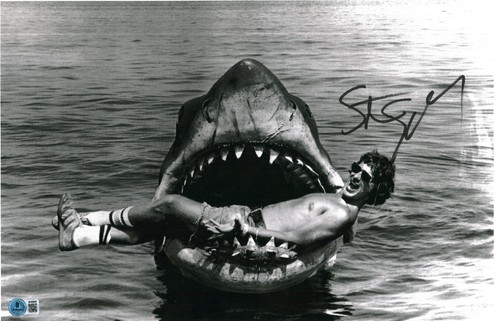 STEVEN SPIELBERG SIGNED JAWS 11x17 LEGENDARY DIRECTOR BECKETT BAS FULL LOA COA