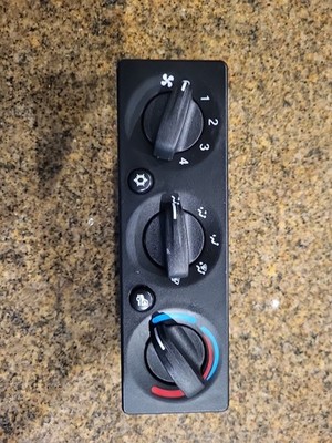 AC Heater Climate Control Module Panel Q21-6119 For Peterbilt Truck Replace Part
