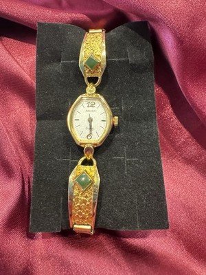 Vintage Alaska 22k Natural Gold Nugget Jade Women's Watch, front