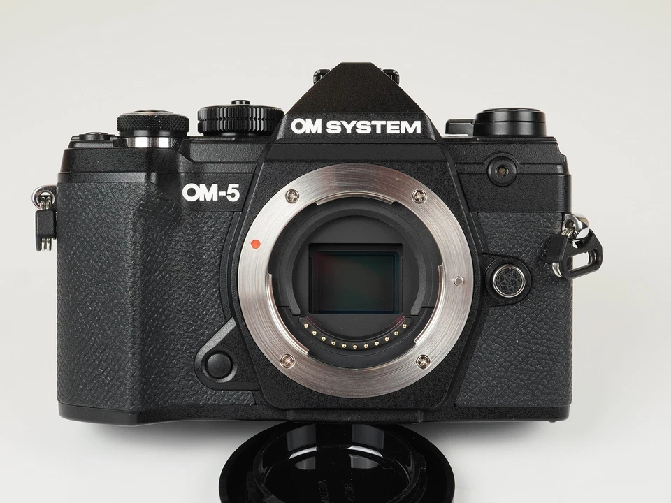 OM-5 Body schwarz 1158 Auslösungen Kaufdatum 2.11.2024 wenig gebraucht - Bild 4 von 4