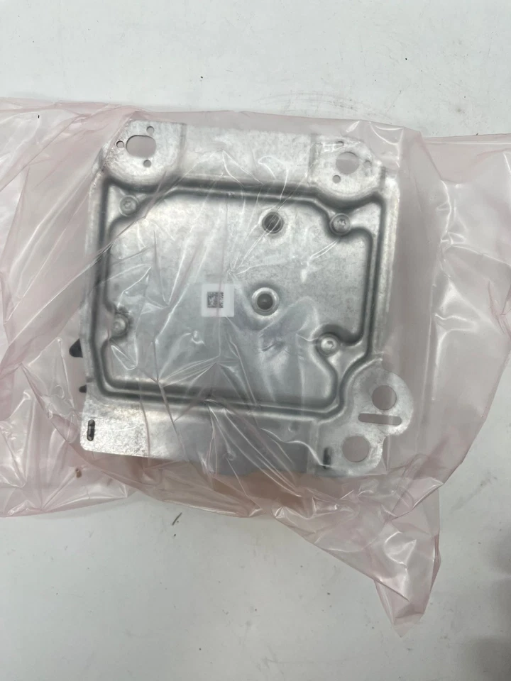 Genuine New OEM Seat Belt Module Control Unit Jeep Chrysler | KCBP1P673AA - Image 2 of 4