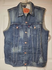 Levis Vest Men's XL Cut Off Sleeve Copper Buttons Denim Trucker New W/ Tag