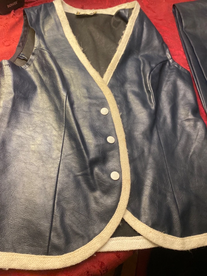 Chaleco y pantalones vintage Helen Harper azul marino a juego Foto 2 de 4