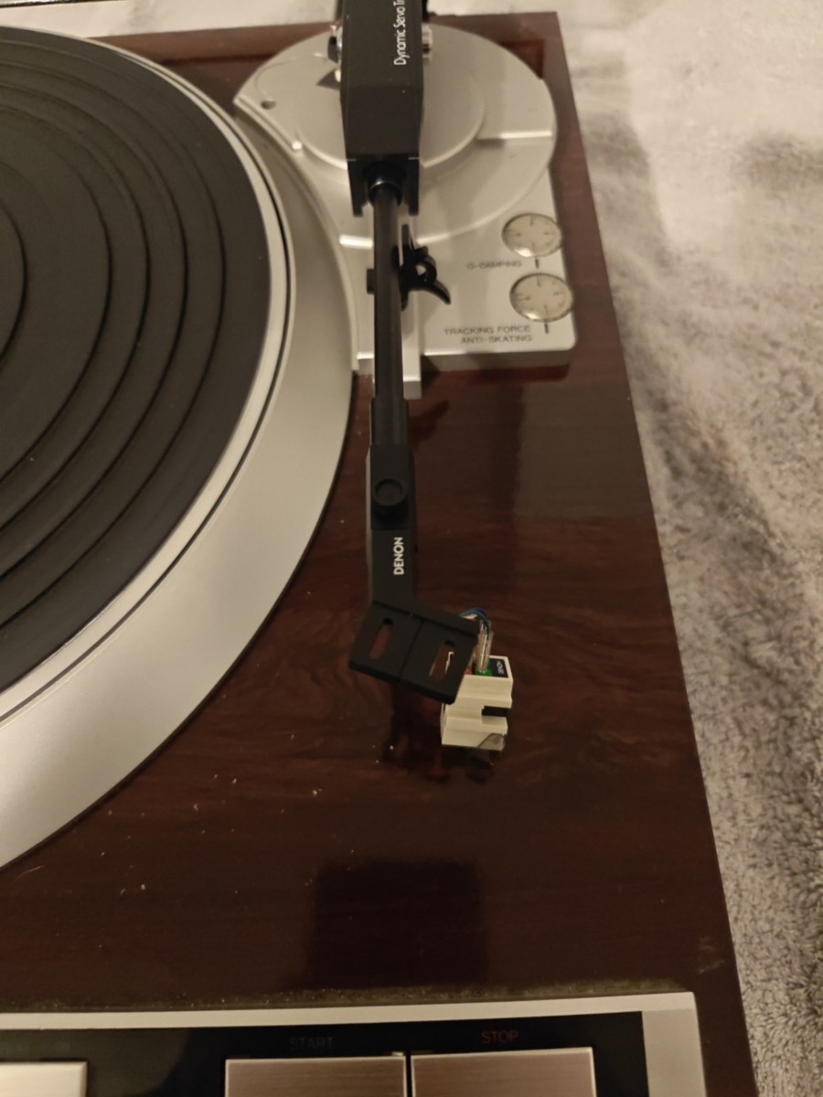 DENON DP-37F Micro Processor Controlled Fully Automatic Turntable
