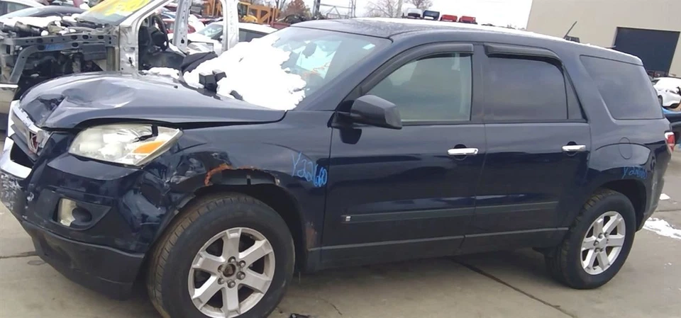 Saturn Outlook 2007 cambio de transmisión en negro con moldura gris y cromada Foto 3 de 4