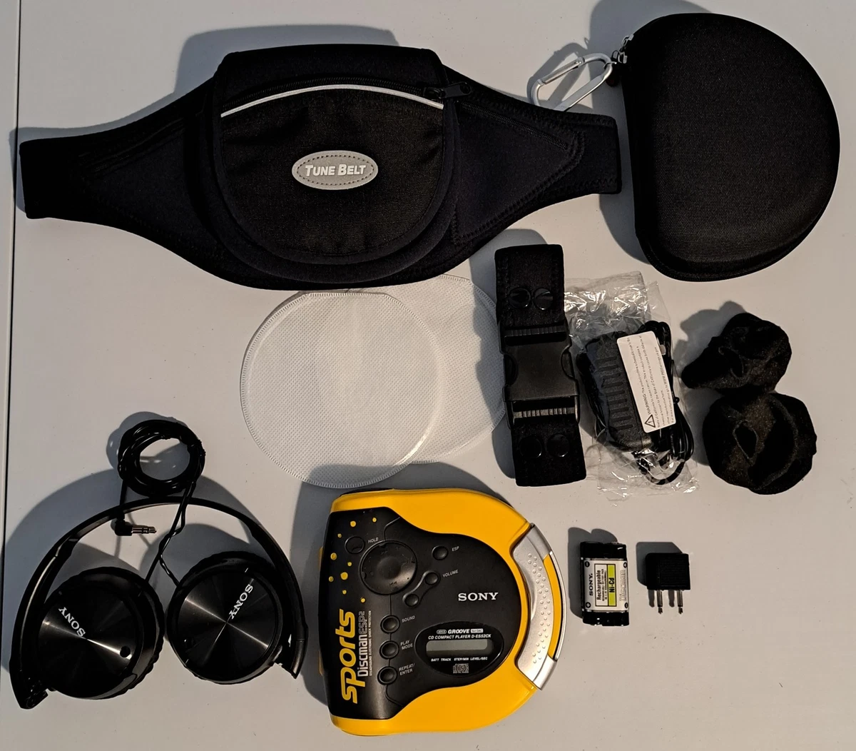 SONY SPORTS model CD WALKMAN 【ジャンク品】 SONY SPORTS model CD WALKMAN 【ジャンク品】 Sony Sports Cd Walkman