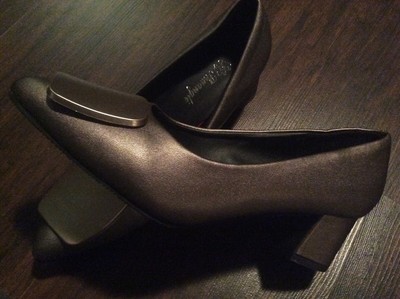 dark gold dress shoes