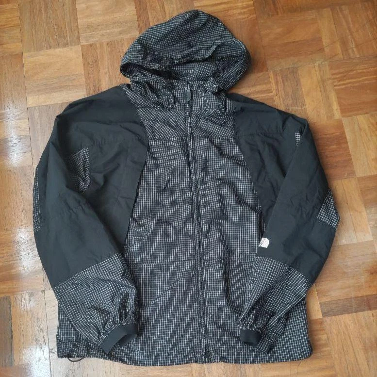 THE NORTH FACE PURPLE LABEL Mountain Wind Parka Black Size-M Used from Japan