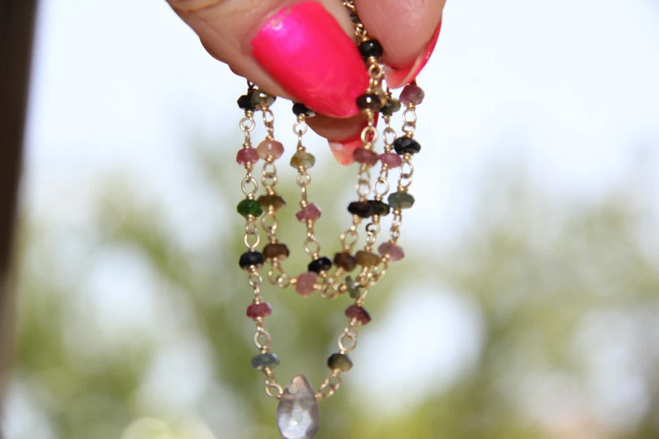 Collar de oro de labradorita y turmalina Ela Rae. Impresionante 14k GF sobre esterlina Foto 2 de 4