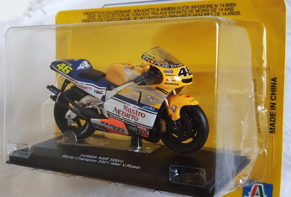 VALENTINO ROSSI HONDA NSR 500 2001 1:22 + Fascicolo n 3 Protar Italeri Nuova - Immagine 4 di 4