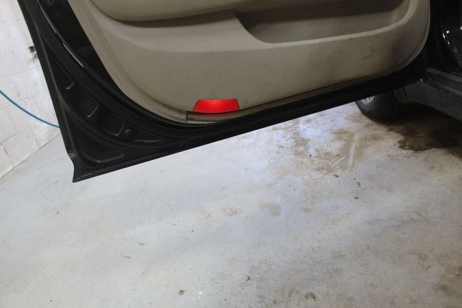 Puerta delantera del conductor sin vidrio repelente al agua para 14-16 CADENZA 2703035 Foto 2 de 4