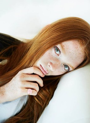 Larsen Thompson Celebrity Star Performer Actor etc Old Photo 4