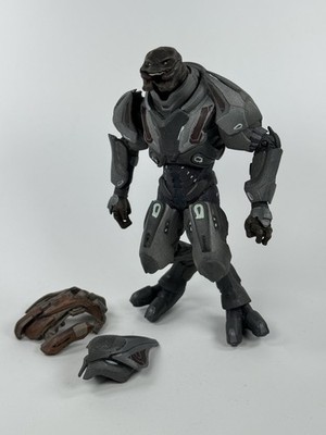 McFarlane Halo Reach Covenant Airborne Elite Ultra Figure with Helmet  Pack