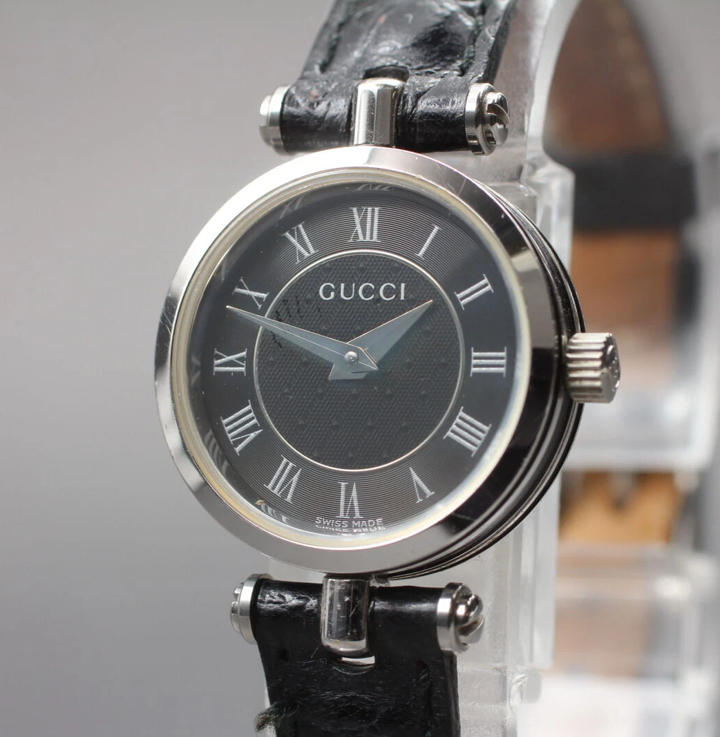 [Presque comme neuve] Montre femme Gucci 2040L cadran romain noir romain quartz du JAPON