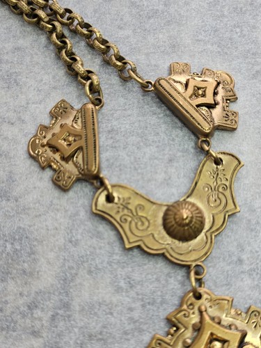 Antique Necklace Brass Gold Gilt Black Accent Stone Spring Ring Clasp 7.5" Drop - Picture 6 of 24