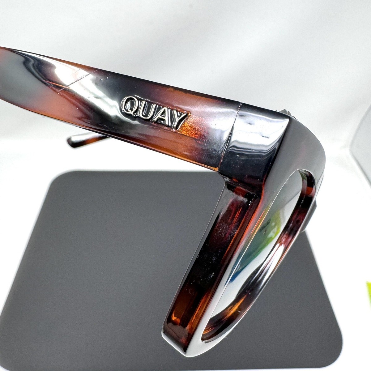 Quay Sunglasses Icy 126 Studded Tortoise Square Discontinued  display picture 1