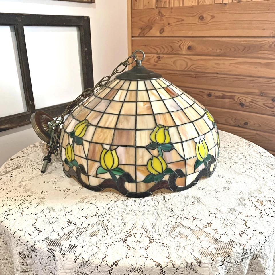 Lámpara de araña de vitral lámpara de luz colgante rosas amarillas núcleo de cabaña en mal estado de colección Foto 3 de 4