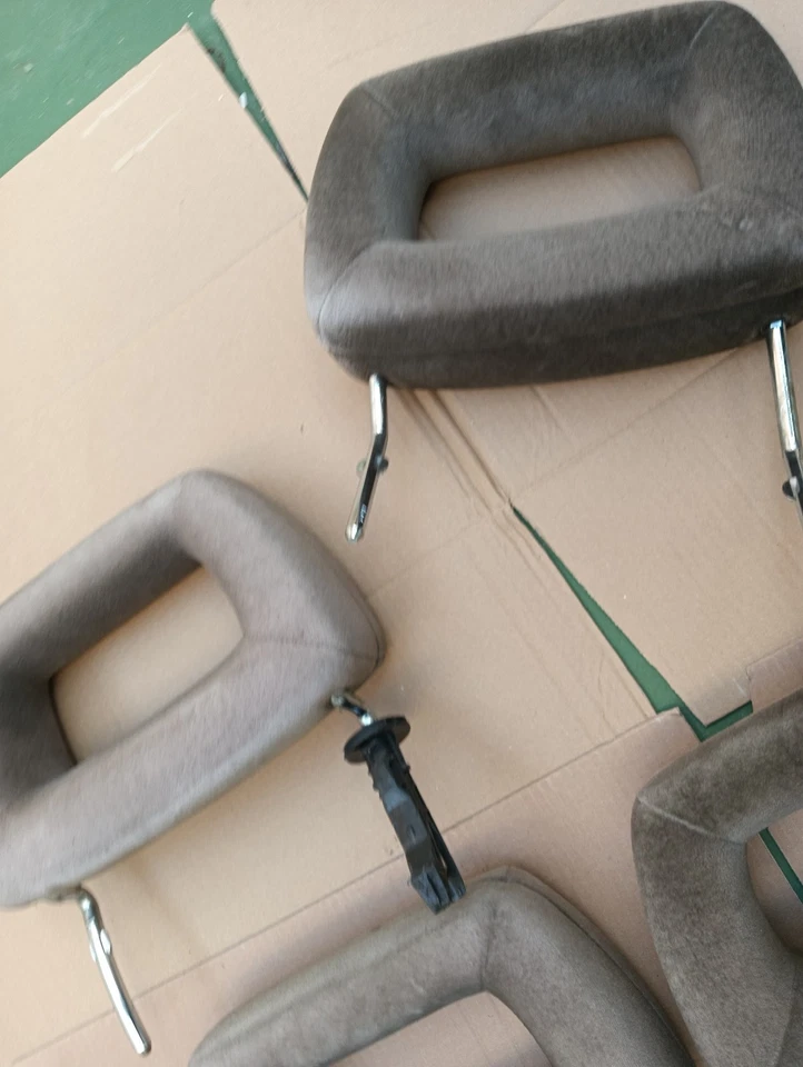 Audi 100 C3 TYP44 SET HEADREST Kopfstütze - Imagen 4 de 4