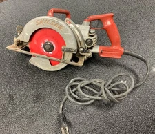 SKILSAW Worm Drive Circular Saw Mag 77 HD77M Tested