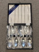 Antique Eales of Sheffield Silver Plated Grapefruit Spoon Set Of 6