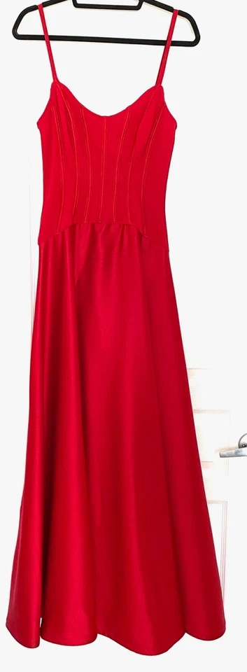 TADASHI 樱桃红色紧身胸衣上衣缎面长裙晚礼服 6-8 S-M 90 年代复古 — 第 3/4 张图片