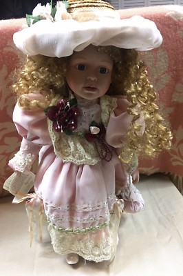 duck house collectible dolls