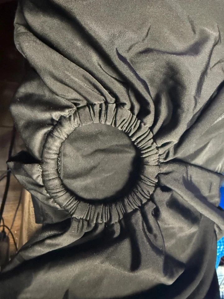 Fashion Nova Black Dancing in Circles Top Foto 3 de 4