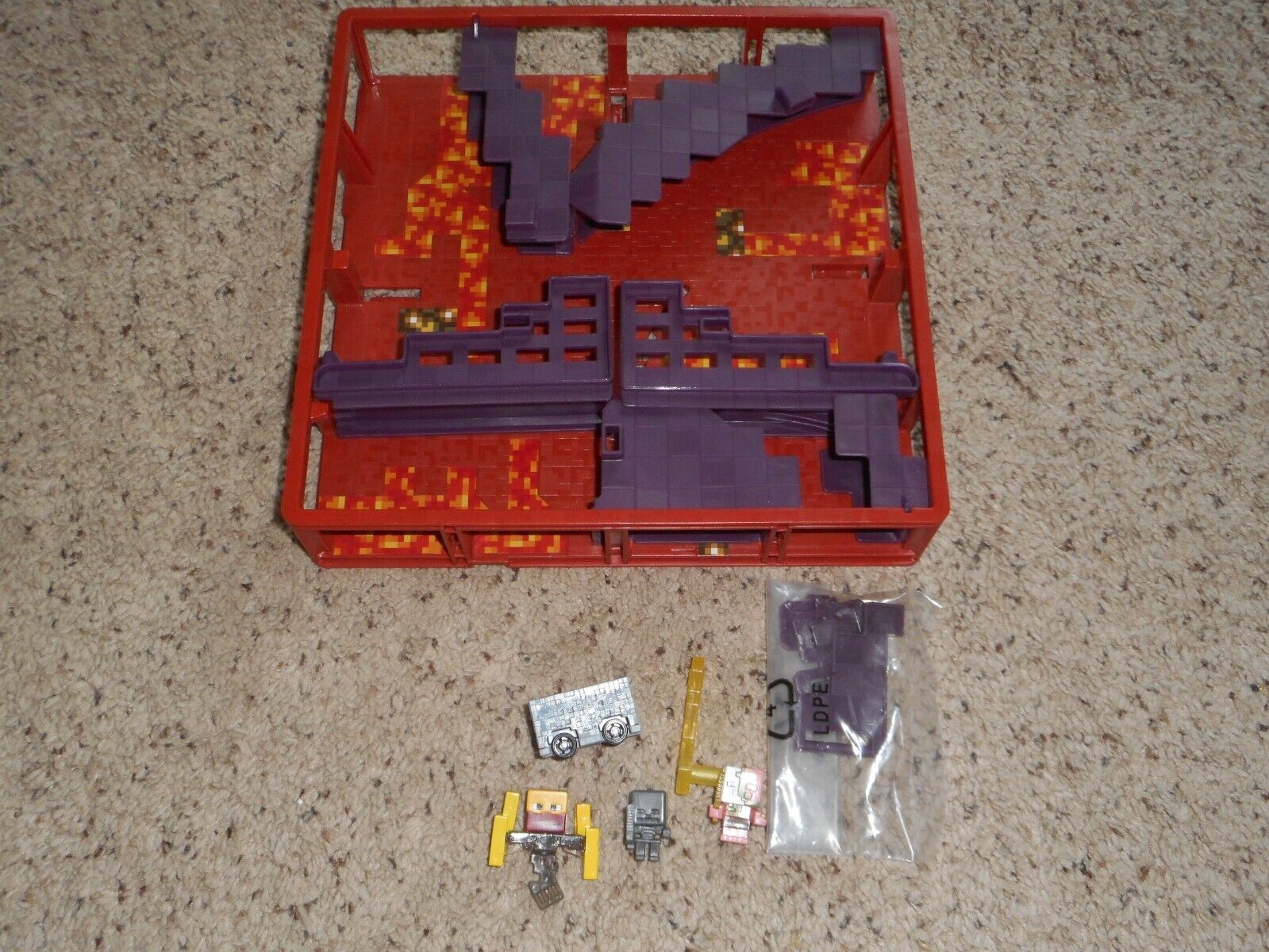 Hot Wheels Minecraft Track Blocks Nether Fortress Play Set - Gifteee