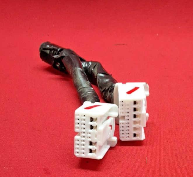 2006 Nissan Xterra Transfer Case Control Module Pigtails 33084-EA307