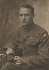 WWII SOLDIER 4X6 STUDIO PHOTO