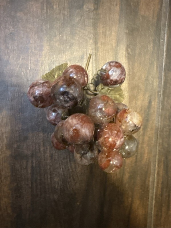 VTG Decorative Grape Cluster/Bunch Red Grapes Brass Stem Leaves