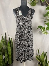 Pink Rose NWT Shift Dress Small Black And White Flowered Print