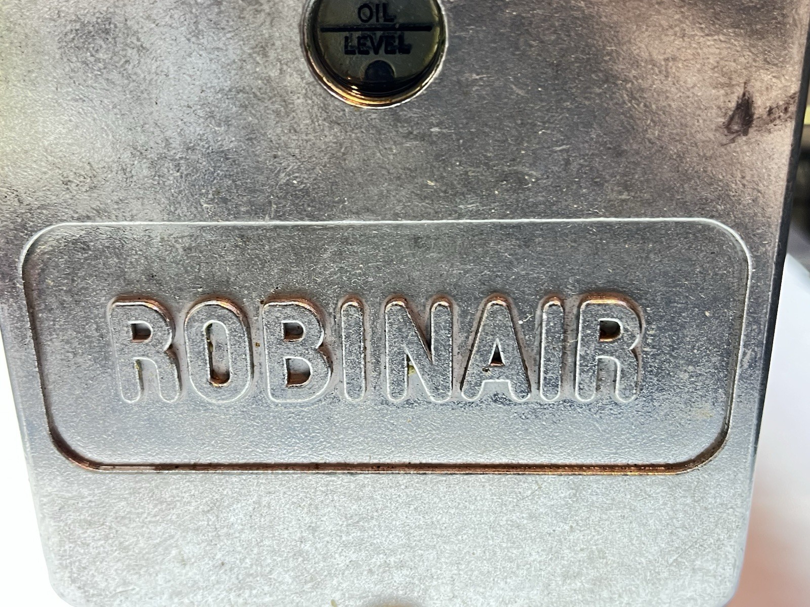 Robinair High Vacuum Pump Model 15102-B 3CFM used