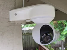 Corner Mount For Reolink E1 Outdoor Camera – Outside Wall Bracket