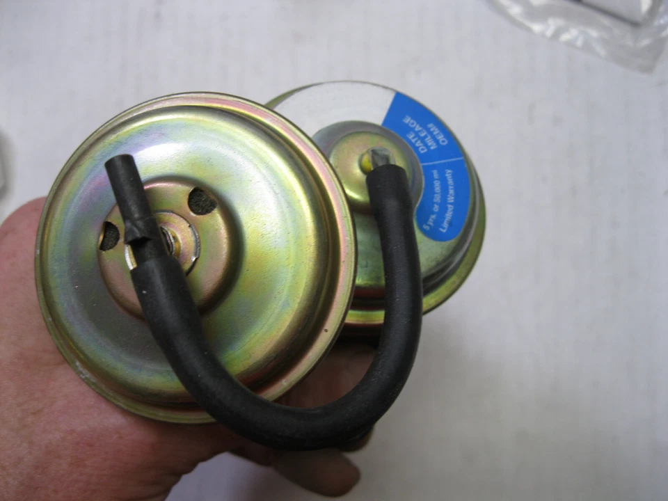 Exhaust Gas Recirculation (EGR) Valve-EGR Valve Tomco 10512 Foto 3 de 4