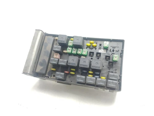 05144579AC Caja Reles/Fusibles para CHRYSLER VOYAGER (RG) 2007 9184926 - Imagen 1 de 10