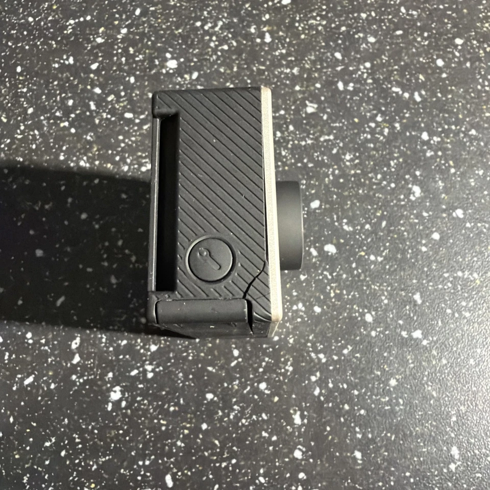 GoPro HERO4 Action Camera - Argento NO BATTERIA - Immagine 3 di 4