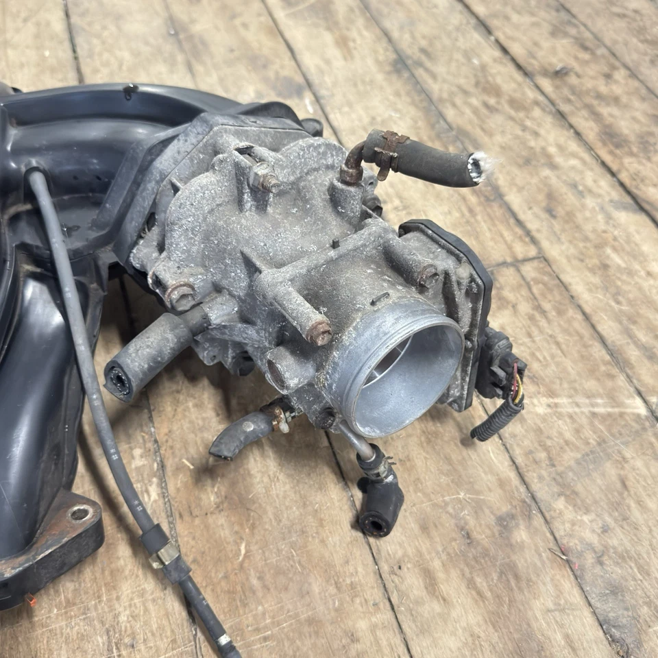 04-10 TOYOTA HIGHLANDER HÍBRIDO COLECTOR DE ADMISIÓN SUPERIOR 3,3 L 17109-20130 Foto 3 de 4