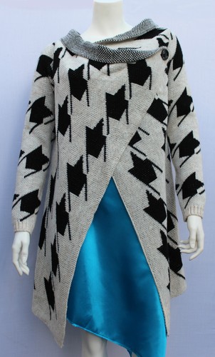 New Ladies Italian Poncho Cardigan High Quality & Stylish Wool Knitted One Size - Picture 17 of 17