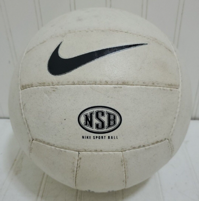 【Vintage 】NIKE THE VOLLEY 1979年製 Vintage NIKE Outdoor Sport Volley Ball Official Size Volleyball