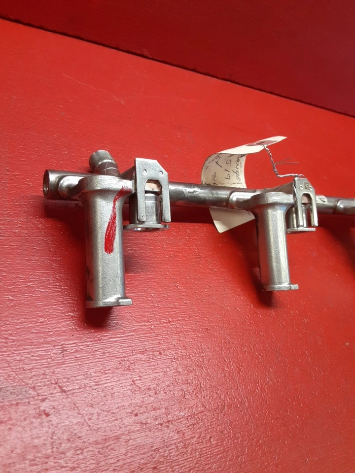 2012- 2022 Land Rover Range Rover Left Fuel Rail Unit DW93-9G802-AA - Image 2 of 4