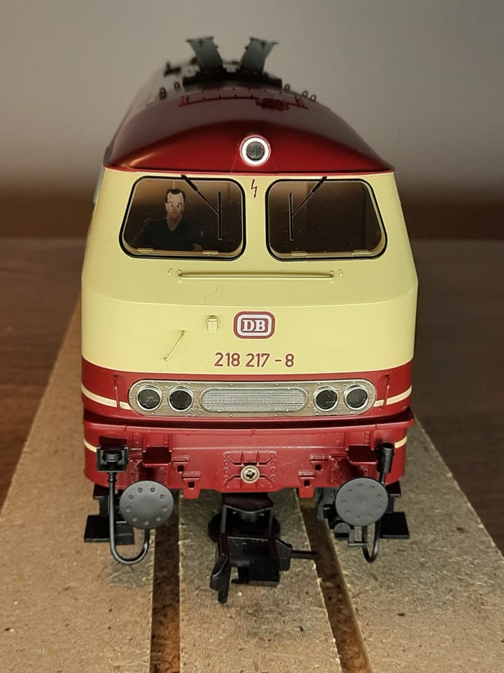 Märklin Spur 1 55711 Diesellokomotive BR. 218-217-8 der DB mit OVP und Zubehör  - Bild 2 von 4