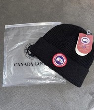 Canada Goose Black Solid Beanie Hat Men One Size Winter Logo Patch